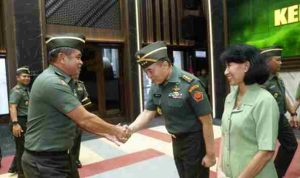 Kasad terima Laporan korps kenaikan pangkat 15 Pati TNI AD/F. Vins