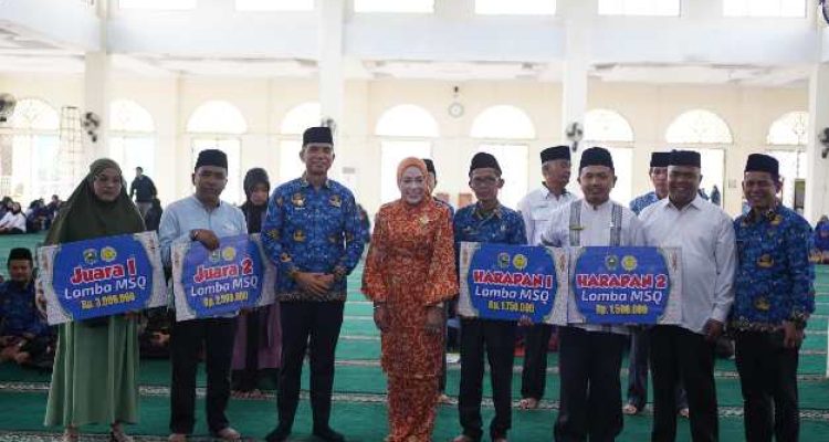 Pemerintah Kabupaten Solok Bersama BAZNAS Serahkan Bantuan kepada Disabilitas dan Biaya siswa15 Putra dan Putri/foto: Azmir. InDepthNews.id